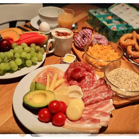 Casa Mirada Aparthotel Trin